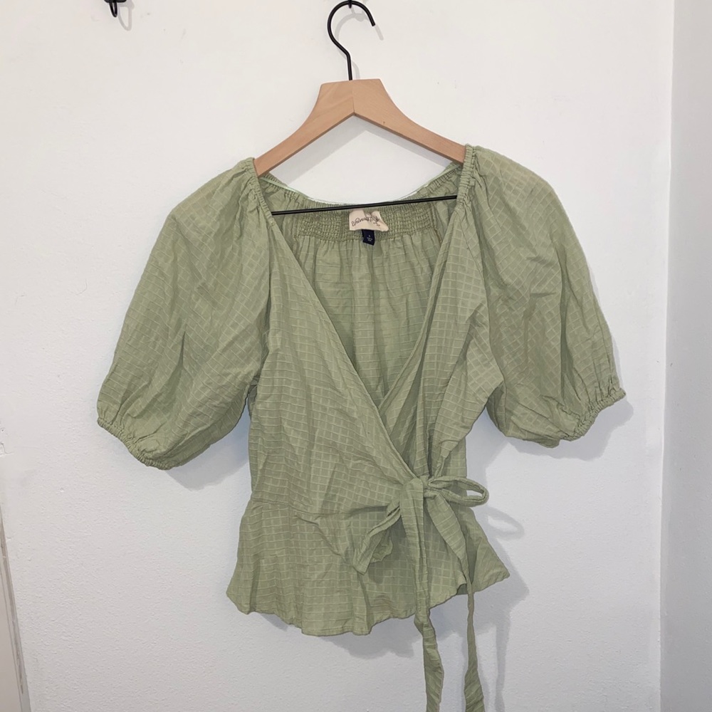 green cross over puffed sleeve top